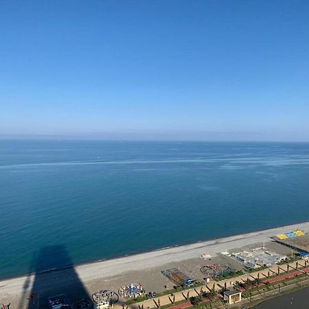 Apart-Hotel Orbi City Батуми Екстериор снимка