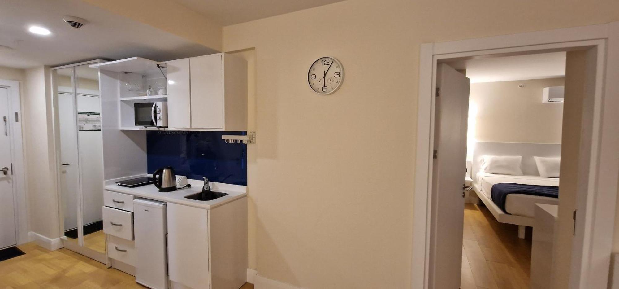 Apart-Hotel Orbi City Батуми Екстериор снимка