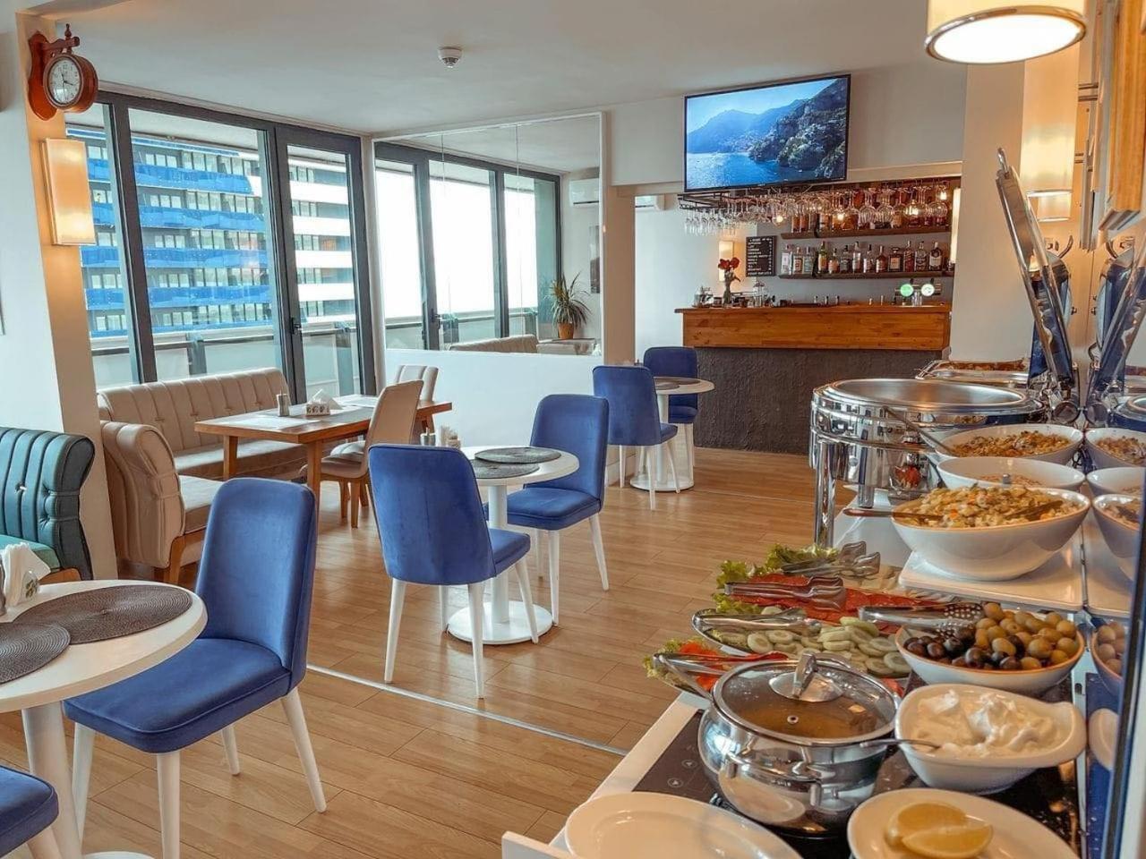 Apart-Hotel Orbi City Батуми Екстериор снимка