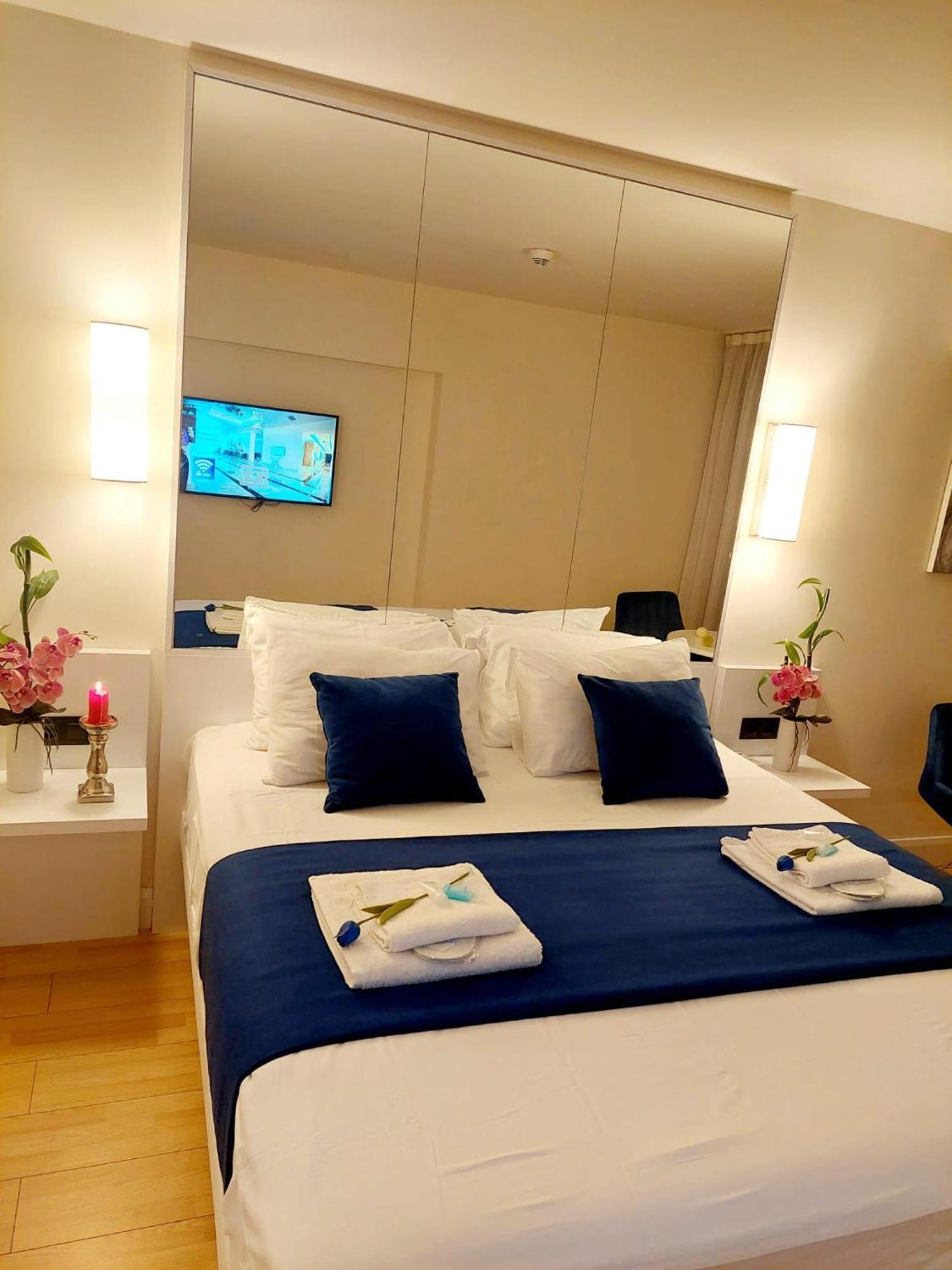 Apart-Hotel Orbi City Батуми Екстериор снимка
