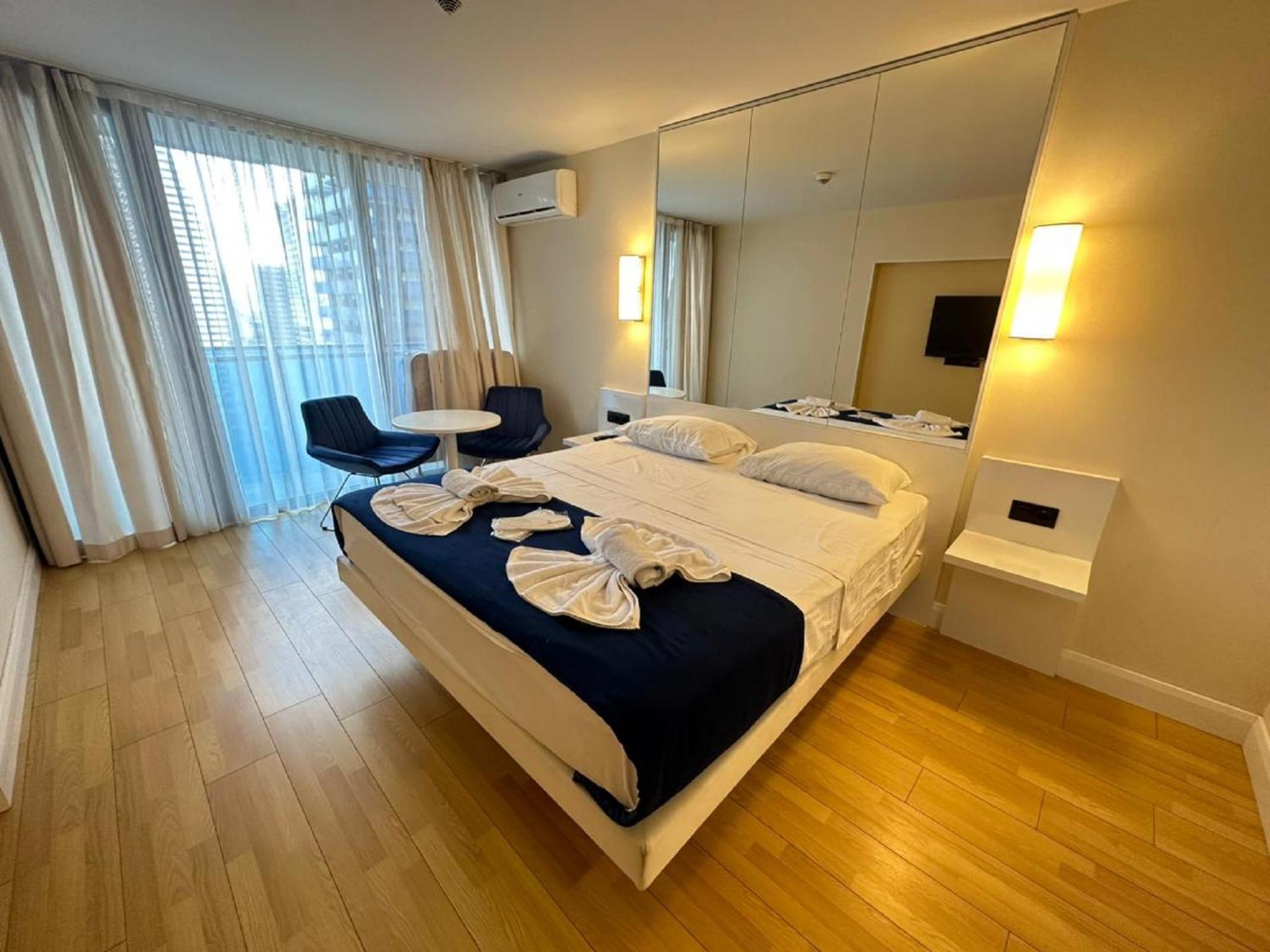 Apart-Hotel Orbi City Батуми Екстериор снимка