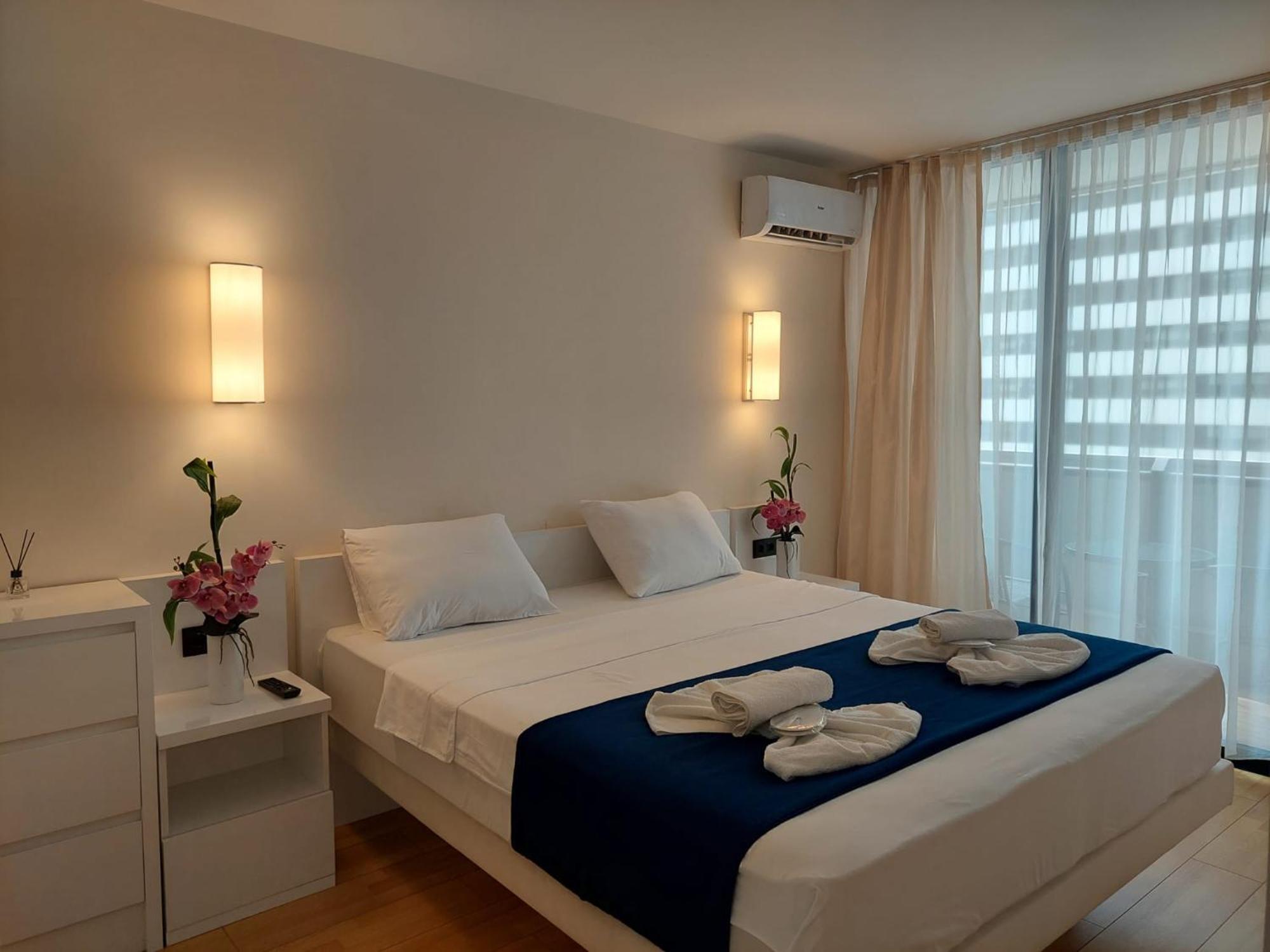 Apart-Hotel Orbi City Батуми Екстериор снимка