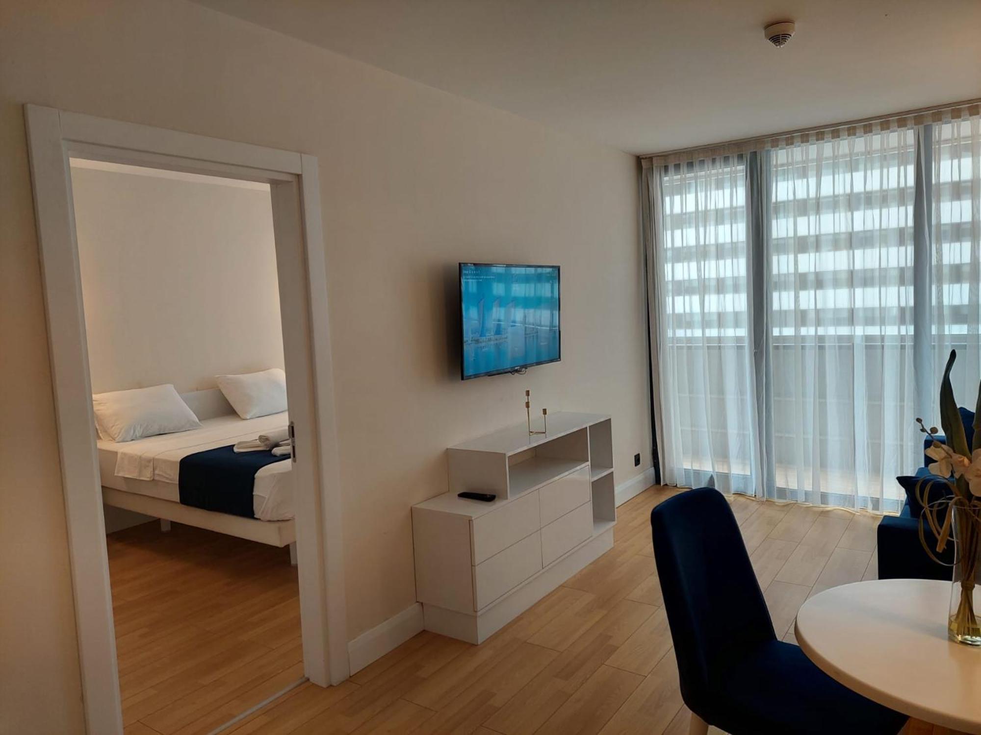 Apart-Hotel Orbi City Батуми Екстериор снимка