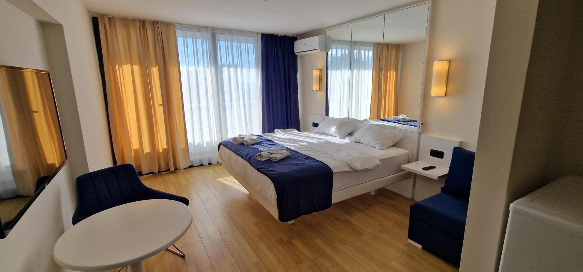 Apart-Hotel Orbi City Батуми Екстериор снимка